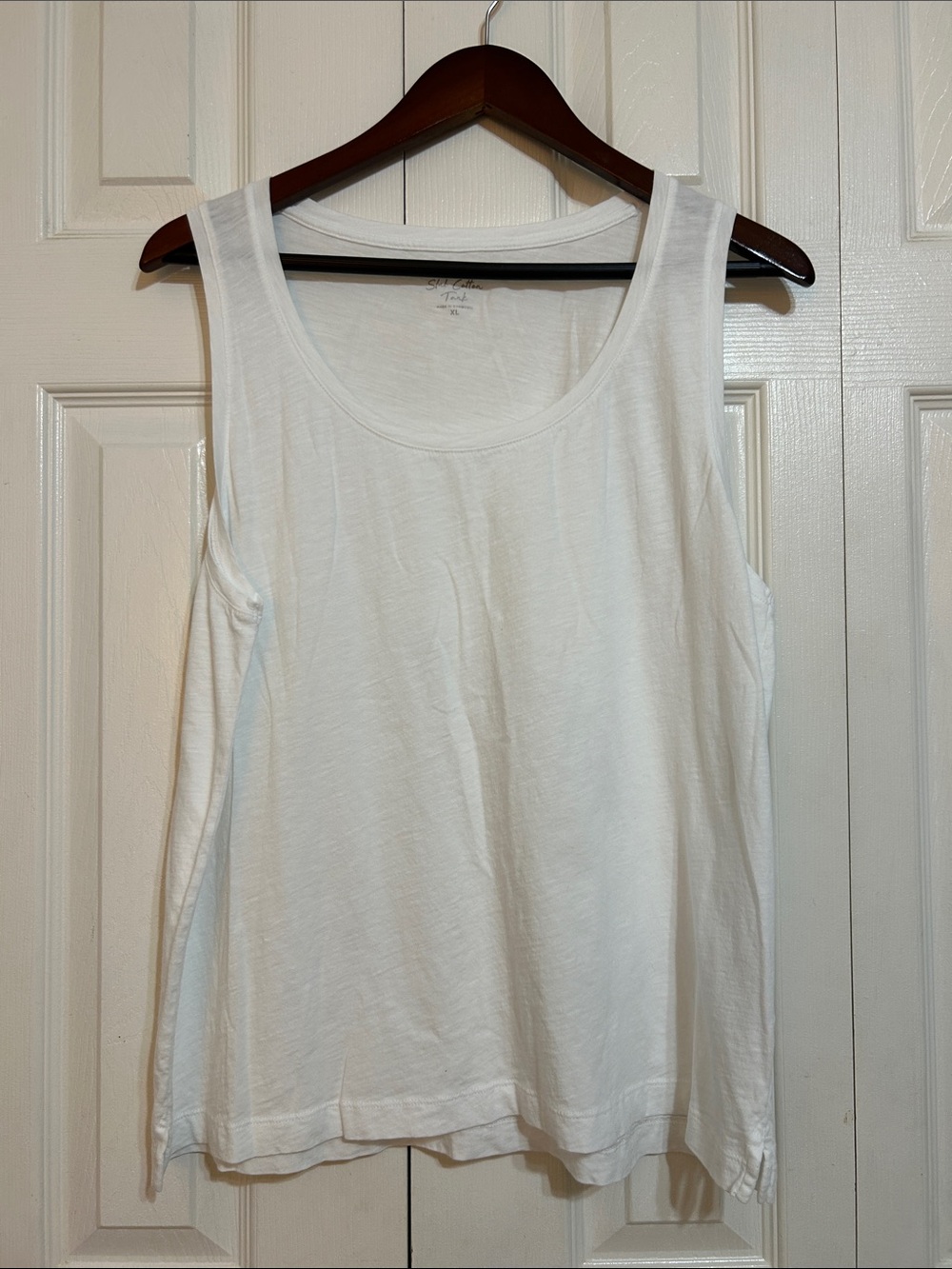 J. Crew White Sleeveless Scoop Neck Tank